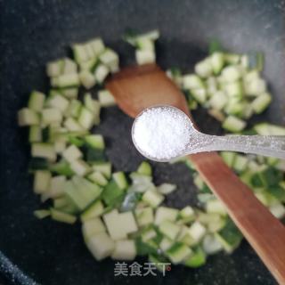 青茭瓜炒陈贝的做法步调：7