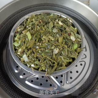 五花肉蒸雪里蕻的做法步调：15