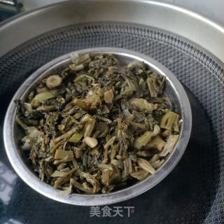 五花肉蒸雪里蕻的做法步调：16