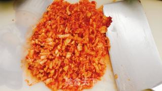 辣利剑菜鱿鱼炒饭的做法步调：3