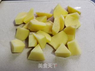 蚕豆土豆排骨汤的做法步调：4