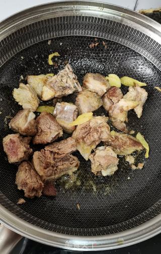 白烧排骨的做法步调：4