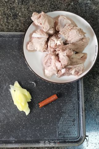 白烧排骨的做法步调：2