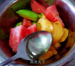 蜜汁枇杷三陈的做法步调：5