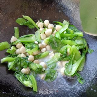 油菜炒陈贝的做法步调：8