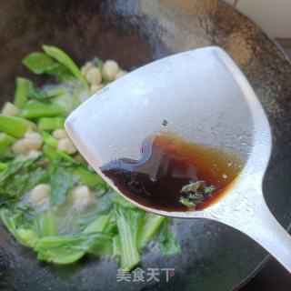 油菜炒陈贝的做法步调：9