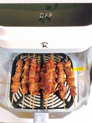 空炸五花肉串的做法步调：6