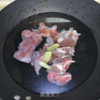 秋笋酸菜筒骨汤的做法步调：5
