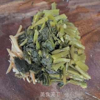 秋笋酸菜筒骨汤的做法步调：4