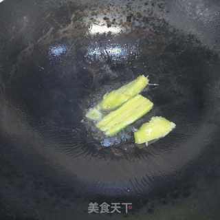 秋笋酸菜筒骨汤的做法步调：10