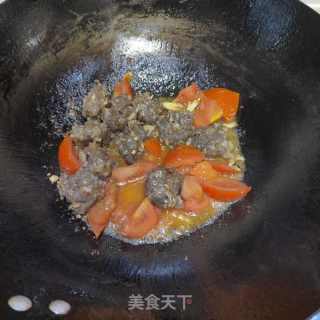 牛肉丸子烧油豆腐的做法步调：8