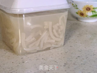 凉拌皮冻的做法步调：4
