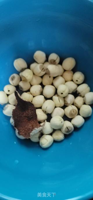 白腰豆莲子陈皮糖火的做法步调：1