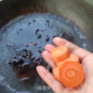 黄瓜炒蛎肉的做法步调：2