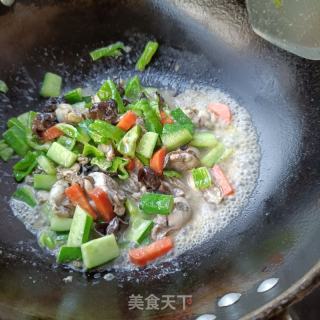 黄瓜炒蛎肉的做法步调：12