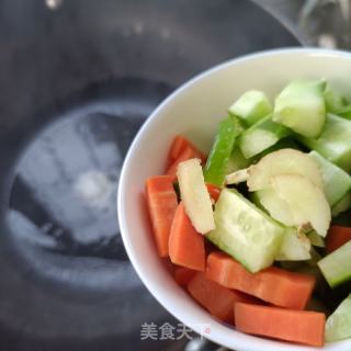 黄瓜炒蛎肉的做法步调：7