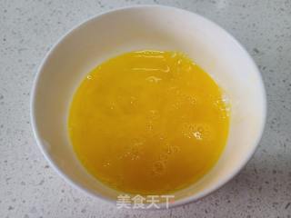 鸡蛋炒蒸槐花的做法步调：2