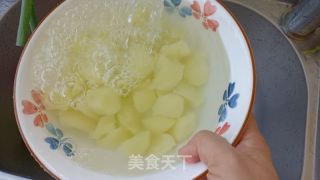 小葱拌土豆——土豆的仙人服法的做法步调：3