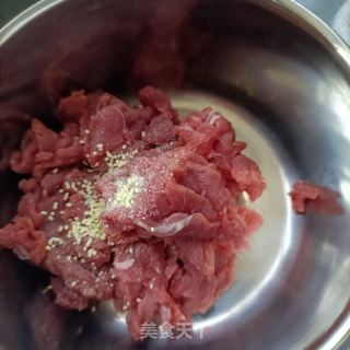 子姜炒牛肉的做法步调：6