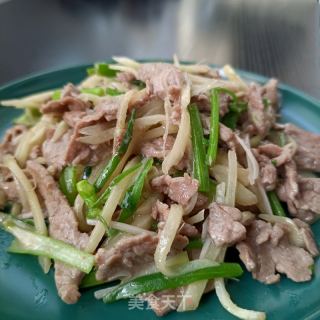 子姜炒牛肉的做法步调：18
