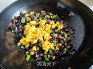 陈炒黑米饭的做法步调：9