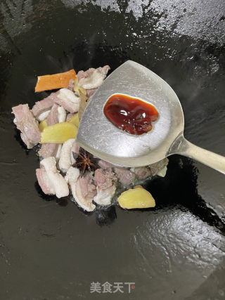 牛腩鸡足煲的做法步调：13