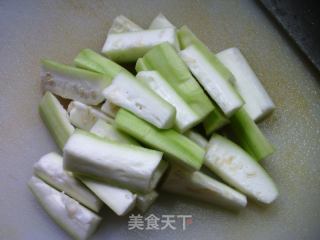 咸肉煮瓠子的做法步调：3