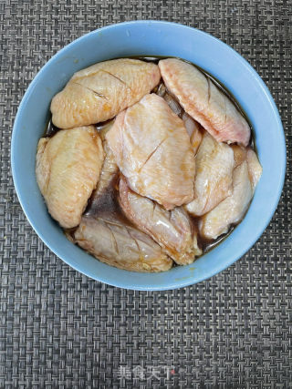蜜汁橘喷鼻鸡翅的做法步调：6