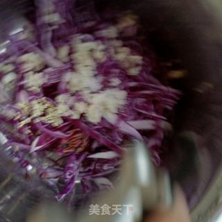 鸡腿肉拌紫苦蓝的做法步调：6
