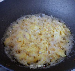 番茄烩蚕豆瓣的做法步调：4