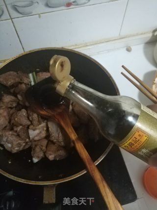 葱烧排骨的做法步调：4