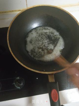 葱烧排骨的做法步调：1