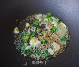 虾皮炒辣子的做法步调：3