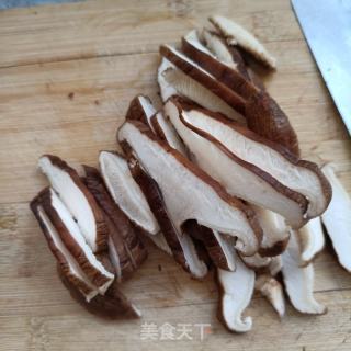 油豆喷鼻菇拌煮蛋的做法步调：5
