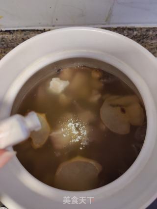 虎乳菌行咳汤的做法步调：6