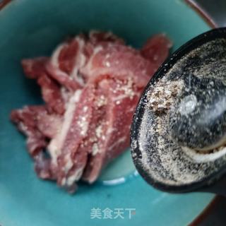 芹菜炒牛肉的做法步调：5