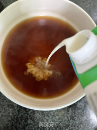 西米露奶茶的做法步调：8