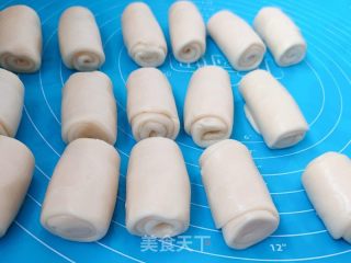 玫瑰豆沙饼的做法步调：4