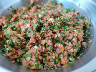 胡萝卜肉馅火饺的做法步调：4