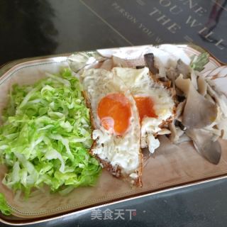 仄菇包菜拌煎蛋的做法步调：11