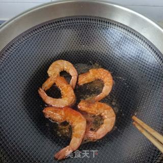 洋葱西兰花炒陈虾的做法步调：10