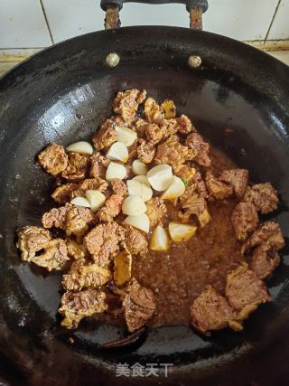 喷鼻菜土豆烧牛肉的做法步调：5