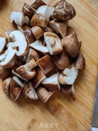 喷鼻菜土豆烧牛肉的做法步调：9