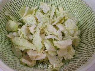 干锅包菜的做法步调：2