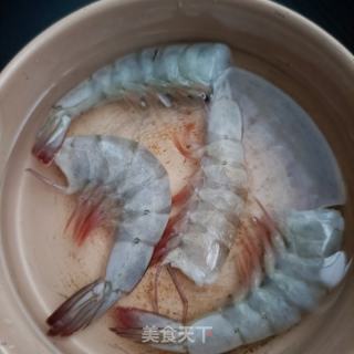 陈虾藜麦花环饭团的做法步调：4