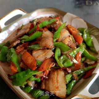 螺丝椒回锅肉的做法步调：15