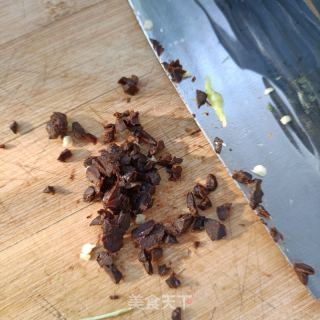 螺丝椒回锅肉的做法步调：7