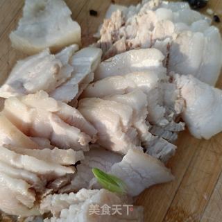 螺丝椒回锅肉的做法步调：5