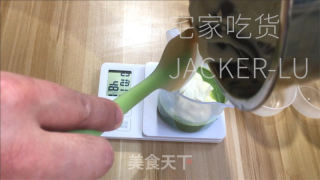 探究抹茶魅力，测验考试抹茶巴巴露亚的共同风味！的做法步调：17