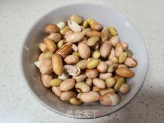 黄豆花死米豆乳的做法步调：1